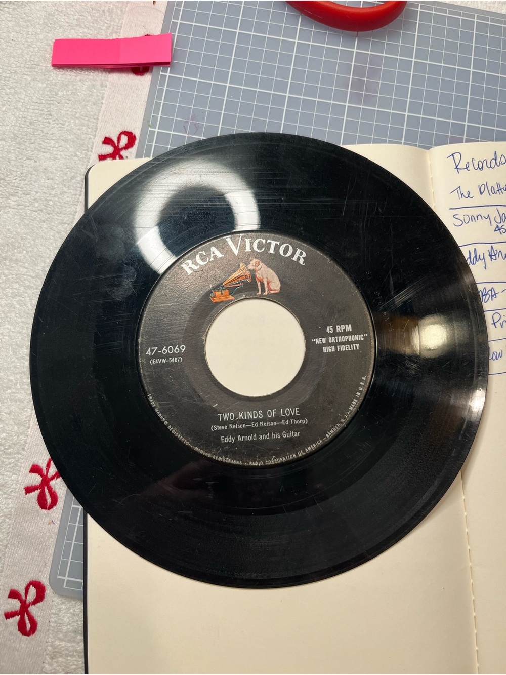 Eddy Arnold & His Guitar - Vinyl Record - 45 - Picture 1 of 2